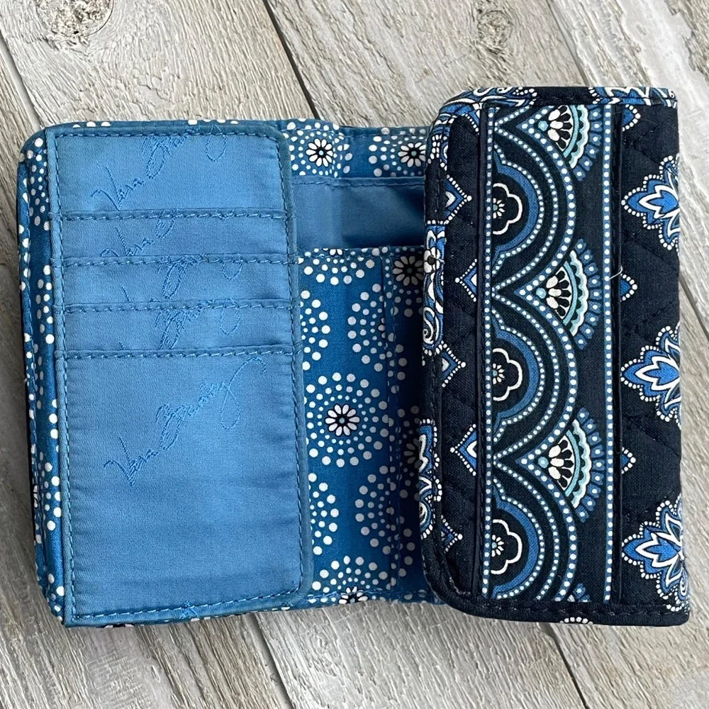 Vera Bradley wallet - Picture 7 of 8